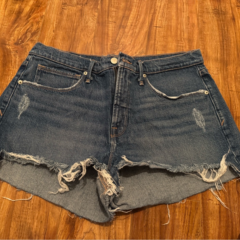 Good American shorts never worn size 10/30